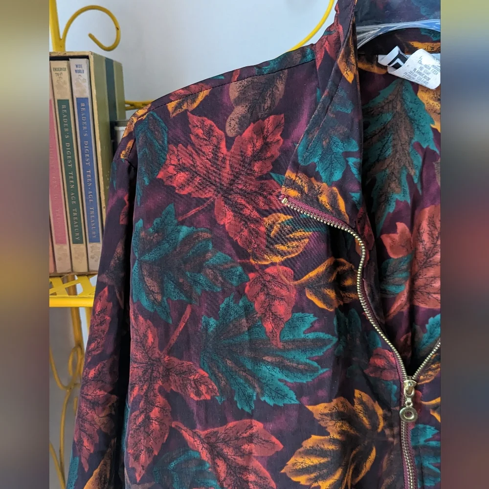 Vintage Autumn/Fall Leaves Jacket - Picture 6 of 10